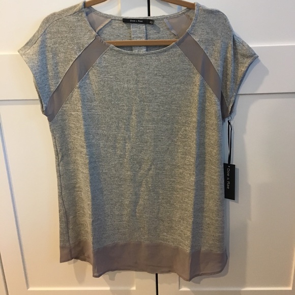 Doe & Rae Tops - NWT Doe & Rae Short Sleeve Shirt